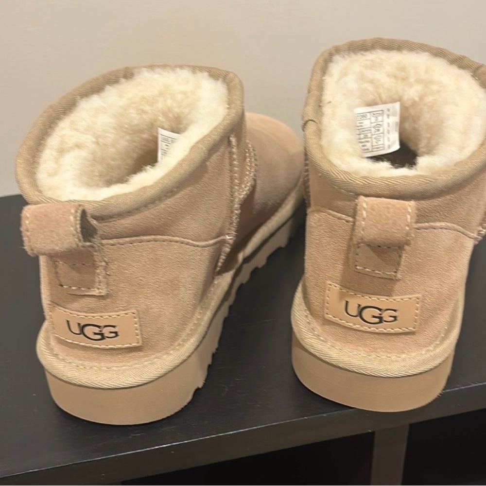 Mini Ugg Boots Size 9